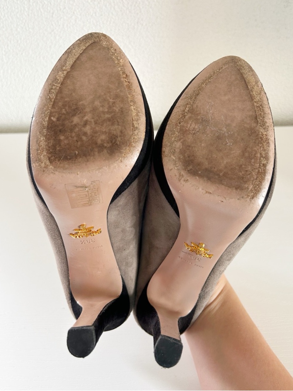 Prada Gray Black Suede Peep Toe Mules Platform Heels Size EU 39.5 - Picture 9 of 10